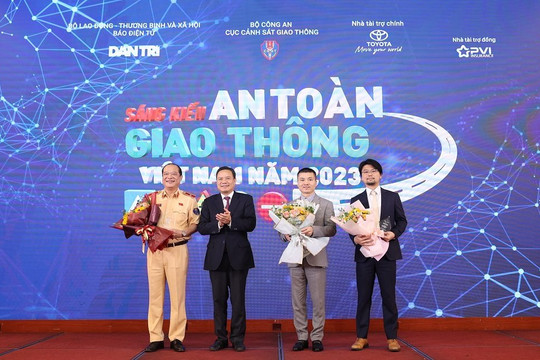 Trao giải cuộc thi Sáng kiến an toàn giao thông Việt Nam 2023