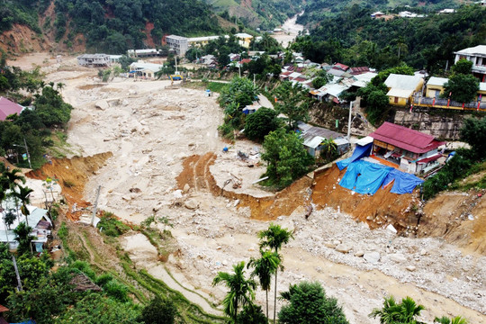 Nhiều khu vực tại 6 tỉnh miền Trung có nguy cơ xảy ra lũ quét, sạt lở đất