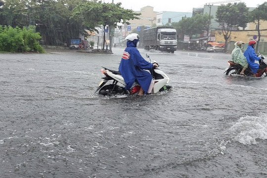 Cảnh báo rủi ro thiên tai do mưa lớn đã giảm cấp ở Thừa Thiên Huế, Đà Nẵng