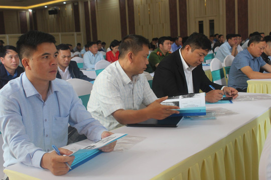 Sơn La: Tập huấn nâng cao năng lực về BĐKH cho gần 200 đại biểu