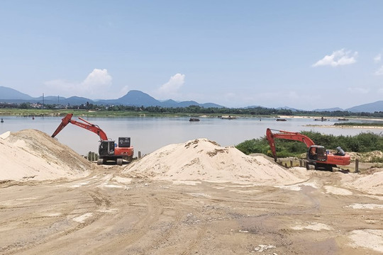 Quảng Nam: Tăng cường công tác quản lý khai thác cát, sỏi lòng sông