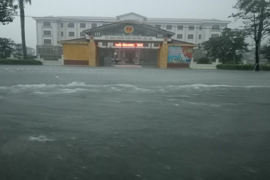 Hà Tĩnh: Mưa lớn gây ngập cục bộ nhiều nơi