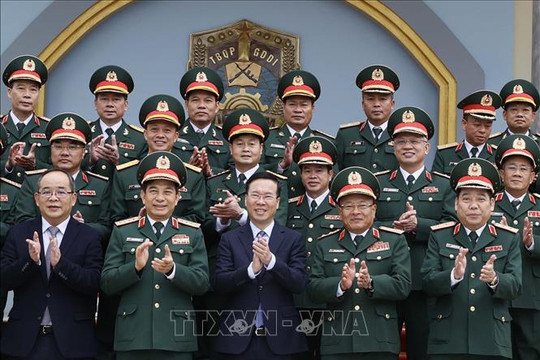 Chủ tịch nước kiểm tra công tác huấn luyện sẵn sàng chiến đấu tại Lữ đoàn K3, Tổng cục II, Bộ Quốc phòng