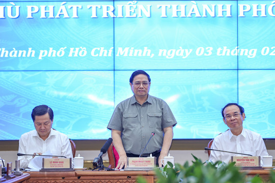 Thủ tướng: Phân cấp tối đa cho TPHCM, triển khai Nghị quyết 98 nhanh hơn, hiệu quả hơn