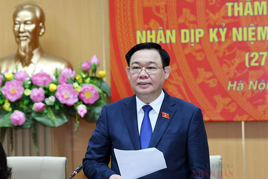 Chủ tịch Quốc hội Vương Đình Huệ: Chăm sóc sức khoẻ nhân dân là ưu tiên đặc biệt của Đảng và Nhà nước ta