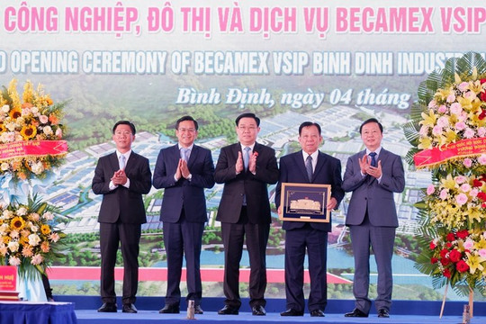 Chủ tịch Quốc hội Vương Đình Huệ dự lễ khánh thành khu công nghiệp 7.500 tỷ đồng tại Bình Định
