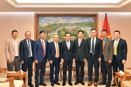 Phó Thủ tướng Trần Lưu Quang tiếp Đoàn doanh nghiệp Trung Quốc
