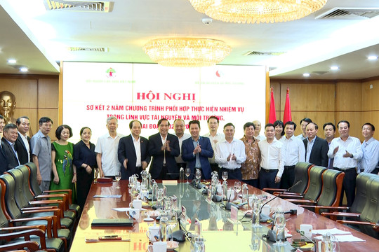 Bộ Tài nguyên và Môi trường - Hội người Cao tuổi Việt Nam: Phối hợp vì mục tiêu phát triển bền vững của đất nước