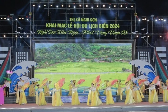 TX Nghi Sơn (Thanh Hóa): Khai mạc lễ hội du lịch biển 2024
