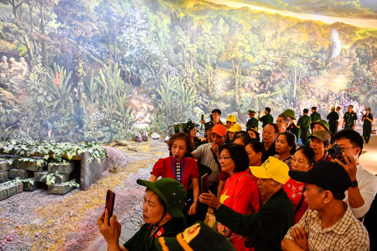 Điện Biên: Đón 180.000 lượt du khách trong dịp nghỉ lễ