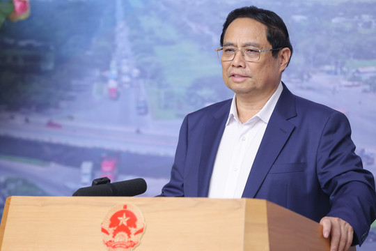 Thủ tướng Phạm Minh Chính: Phấn đấu vượt tiến độ 3-6 tháng các công trình giao thông trọng điểm