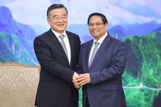 Thủ tướng Phạm Minh Chính tiếp Phó Ủy viên trưởng Nhân đại toàn quốc Trung Quốc