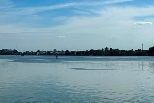 Tăng cường bảo vệ nguồn nước sông Đồng Nai
