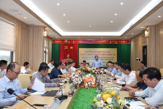 Đoàn công tác Ban Kinh tế Trung ương làm việc tại Công ty Nhôm Lâm Đồng