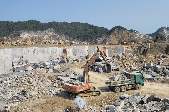 Thanh Hóa: Phạt Công ty Đại Lâm 170 triệu đồng do khai thác khoáng sản ngoài vị trí