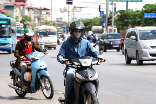 Ngày 11/6, miền Bắc ngày nắng, chiều tối và đêm mưa rào