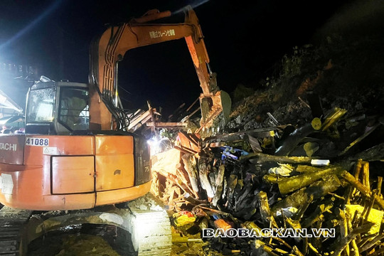 Bắc Kạn: Sạt lở đất làm 4 người tử vong