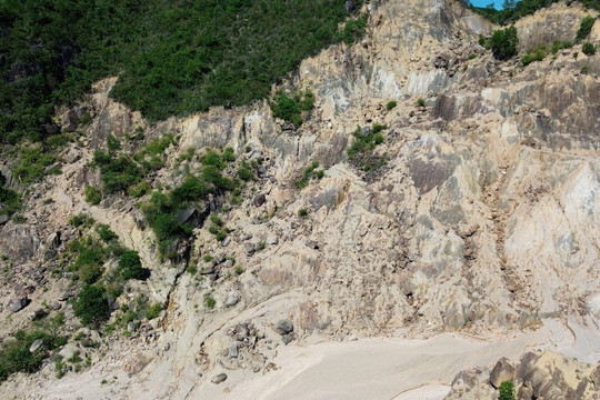Quảng Nam: Chậm hoàn thổ sau khai thác mỏ, dân gánh hệ lụy