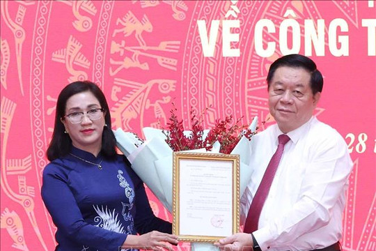 Vụ trưởng Vụ Tuyên truyền Đinh Thị Mai giữ chức Phó Trưởng ban Tuyên giáo Trung ương