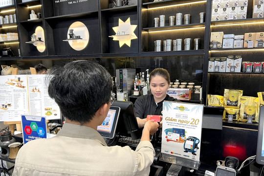Napas và MasterCard đẩy mạnh thanh toán không tiếp xúc