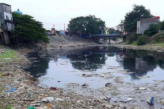 Hà Nội thông tin về phương án giảm thiểu ô nhiễm sông Đáy