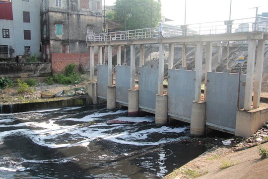 Bắc Ninh “thúc” kế hoạch xử lý ô nhiễm sông Cầu