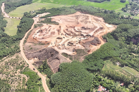Đấu giá quyền khai thác khoáng sản: Tăng hiệu quả quản lý từ góc nhìn Bình Định