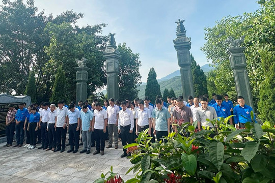 Cục Địa chất Việt Nam: Tưởng niệm các anh hùng, liệt sỹ hy sinh tại Mỏ đồng Sin Quyền (Lào Cai)