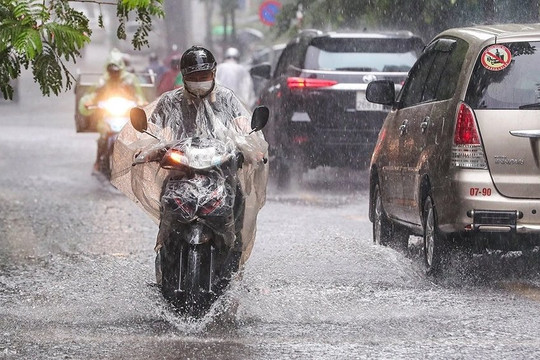 Ngày 30/7, miền Bắc khả năng có lốc, sét, mưa đá và gió giật mạnh