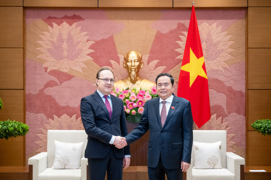Chủ tịch Quốc hội Trần Thanh Mẫn tiếp Đại sứ đặc mệnh toàn quyền Liên bang Nga tại Việt Nam