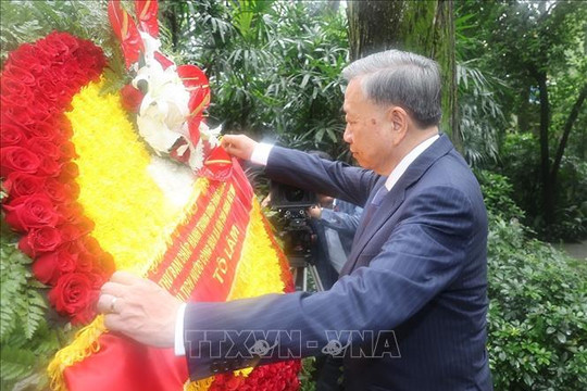 Tổng Bí thư, Chủ tịch nước Tô Lâm thăm Khu di tích Trụ sở Hội Việt Nam Cách mạng Thanh niên tại Quảng Châu