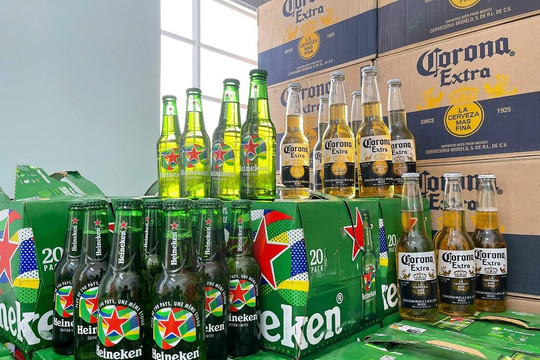 Tạm giữ số lượng lớn bia Heineken, Corona không có chứng từ hợp pháp