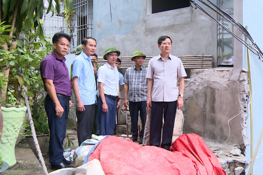 Lãnh đạo TP Hạ Long trực tiếp chỉ đạo, kiểm tra công tác ứng phó bão số 3