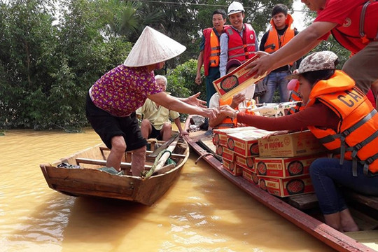 Hỗ trợ khẩn cấp khắc phục hậu quả mưa lũ, sạt lở đất tại 2 tỉnh