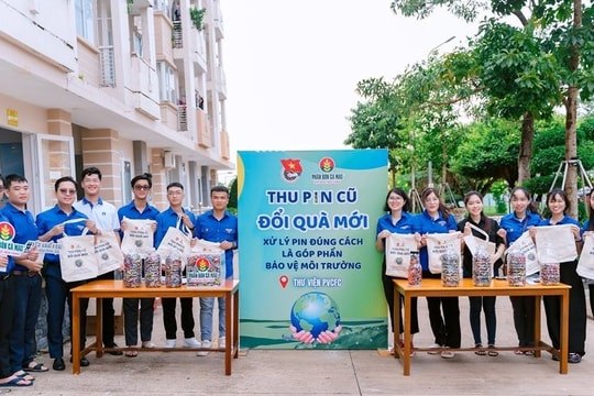 Thu pin cũ đổi quà mới của Đoàn Thanh niên PVCFC