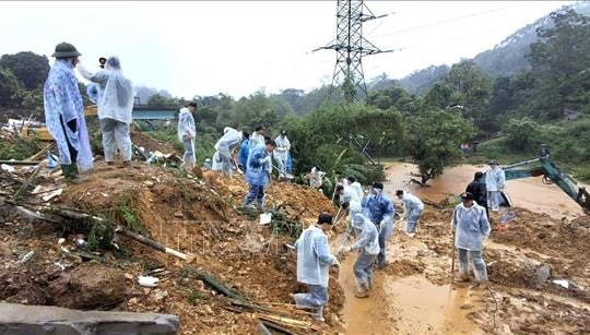 Vụ sạt lở nghiêm trọng tại Hà Giang: Đã tìm thấy 3 nạn nhân bị vùi lấp dưới bùn, đất