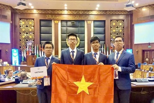 Học sinh Việt Nam đạt thành tích xuất sắc trong kỳ thi Olympic khu vực, quốc tế năm 2024