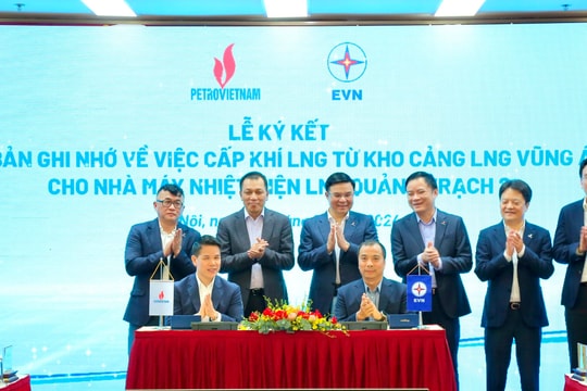 PV GAS và EVN ký kết hợp tác nghiên cứu cấp khí LNG