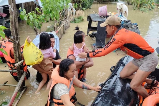 Bão Trami đổ bộ Philippines, nhiều trường học và cơ quan chính phủ phải đóng cửa