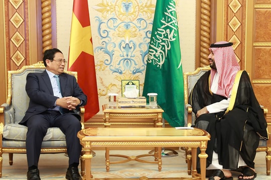 Thủ tướng Phạm Minh Chính hội đàm với Hoàng Thái tử, Thủ tướng Saudi Arabia