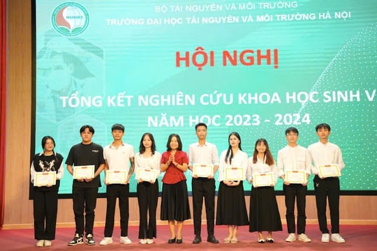 Tổng kết nghiên cứu khoa học sinh viên Đại học TN&MT Hà Nội, năm học 2023-2024