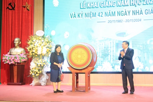 Trường Đại học TN&MT Hà Nội kỷ niệm Ngày nhà giáo Việt Nam