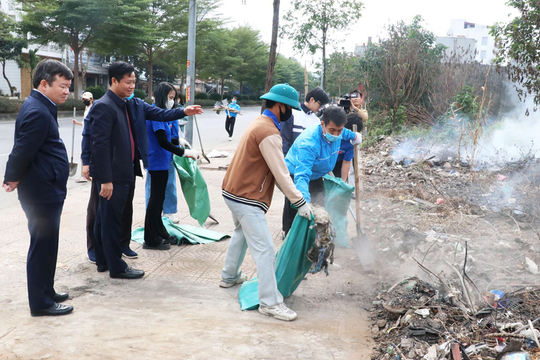 Bắc Ninh: TP Từ Sơn ra quân vệ sinh môi trường