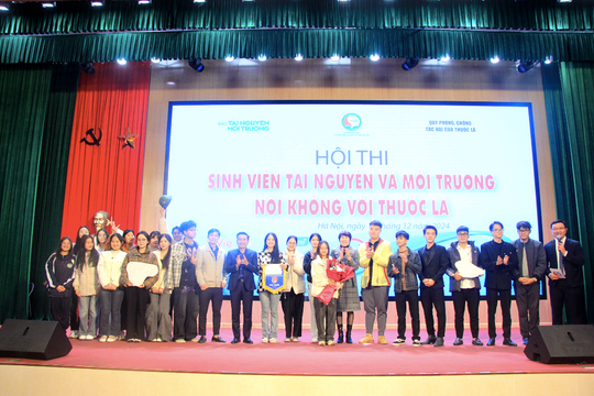 Sinh viên TN&MT nói "không" với thuốc lá