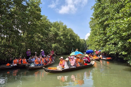 Một không gian vui, chia sẻ và lan tỏa tình yêu biển