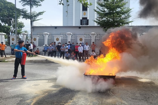 Thủ tướng chỉ đạo giải pháp cấp bách phòng cháy, chữa cháy tại các cơ sở có nguy hiểm về cháy, nổ, địa điểm tập trung đông người dịp Tết