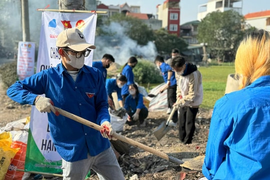 Thanh niên quận Hoàng Mai chung tay xây dựng Hà Nội sạch