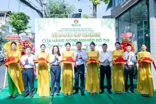 Phân bón Cà Mau khai trương cửa hàng Nông nghiệp đô thị đầu tiên tại TP.HCM