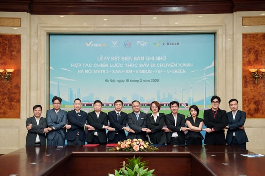 Hà Nội Metro hợp tác với Xanh SM, VinBus, FGF và V-Green xây dựng mạng lưới giao thông xanh cho Thủ đô