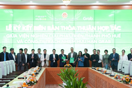 TP. Huế “bắt tay” hợp tác với Grab